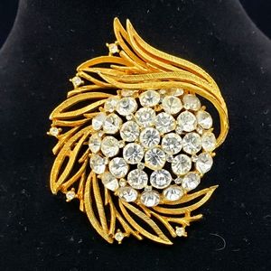 Vintage Lisner White Rhinestone Brooch